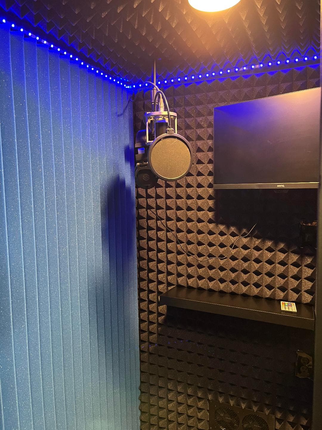 Project Pro Audio Booth Magic in Hollywood image