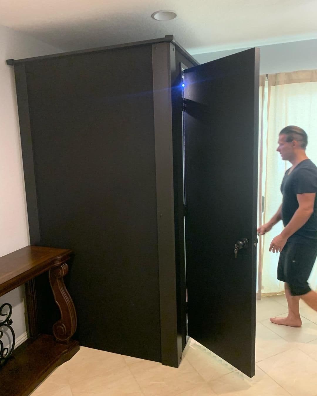 Custom 4x4 Vocal Booth Installation in Los Angeles