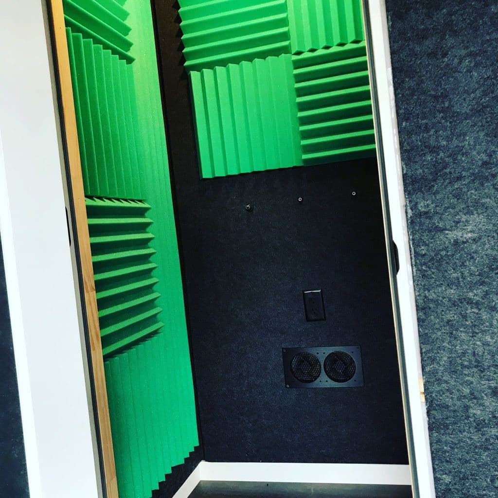 Gallery photos for Custom 4x4 Vocal Booth in Los Angeles: Image #1